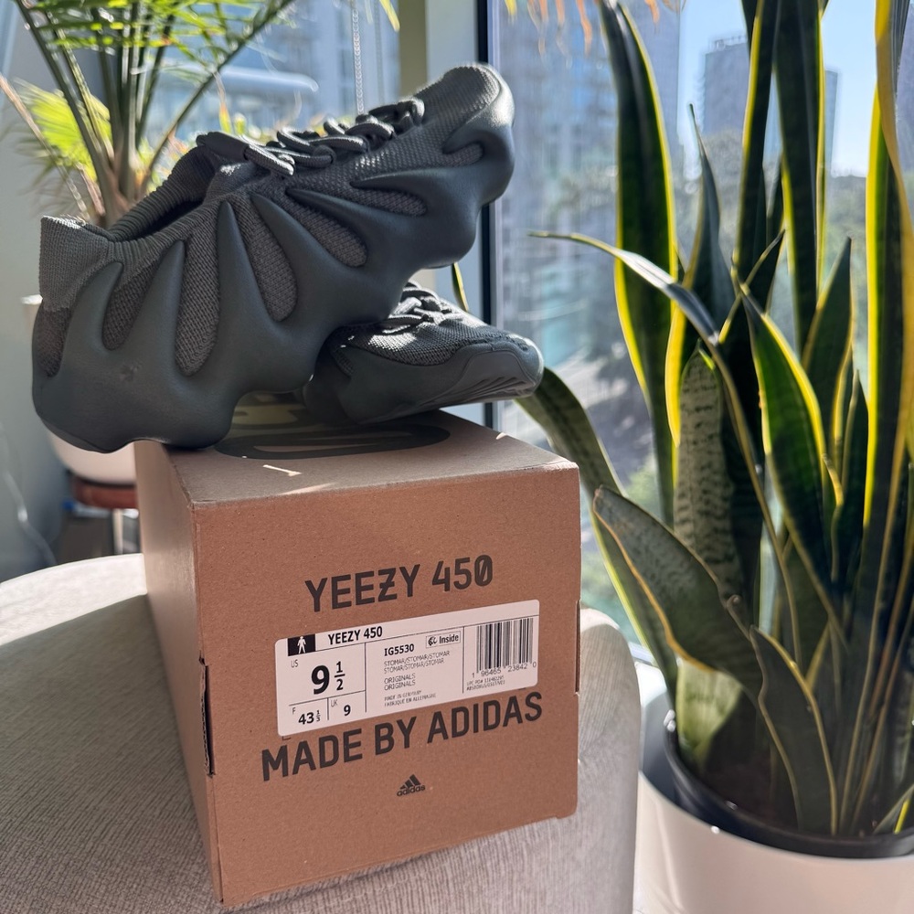 Yeezy 450 - Stone Marine | 9.5M